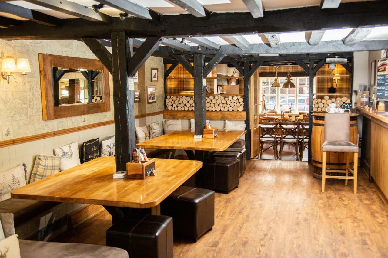 Crown Inn Marston Montgomery Extérieur photo
